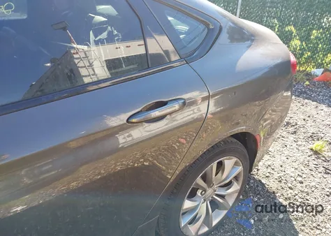 2015 Chrysler 200 S from USA, damaged, VIN 1C3CCCDGXFN522714